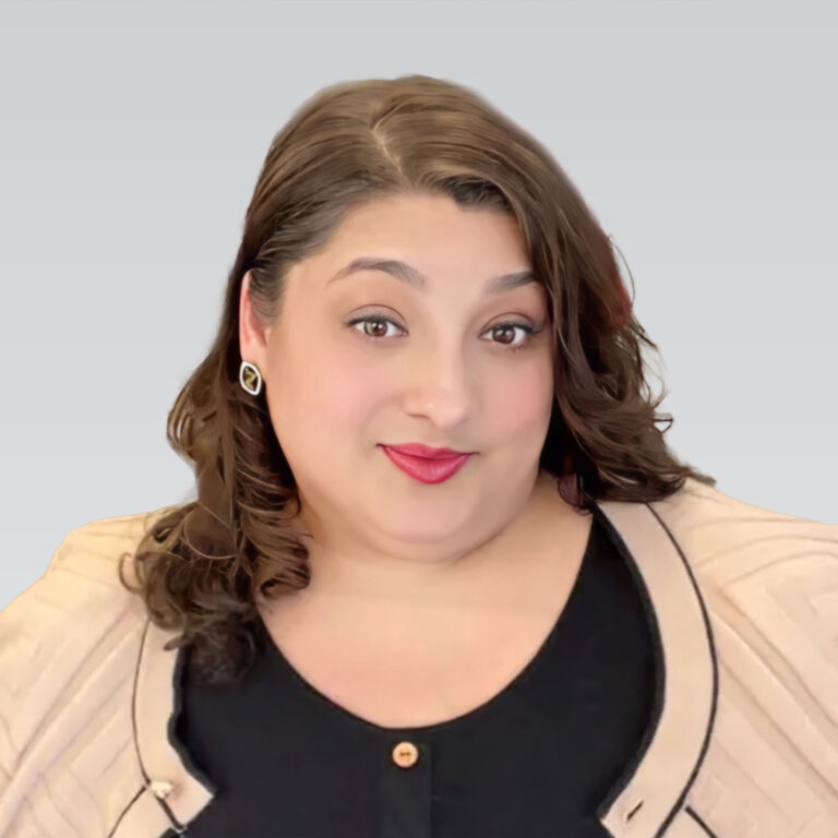 Dr. Estera Borcsa
